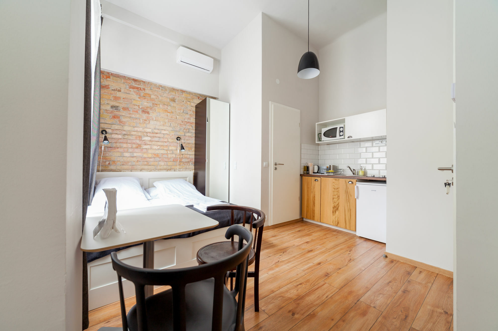 ตาตรา 4 สตูดิโอ อพาร์ตเมนท์ Apartment บูดาเปสต์ ภายนอก รูปภาพ